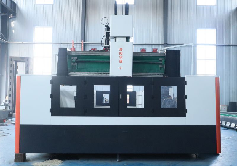 洛陽(yáng)宇捷自主生產(chǎn)加工裝配的數(shù)控龍門(mén)銑床順利發(fā)貨！